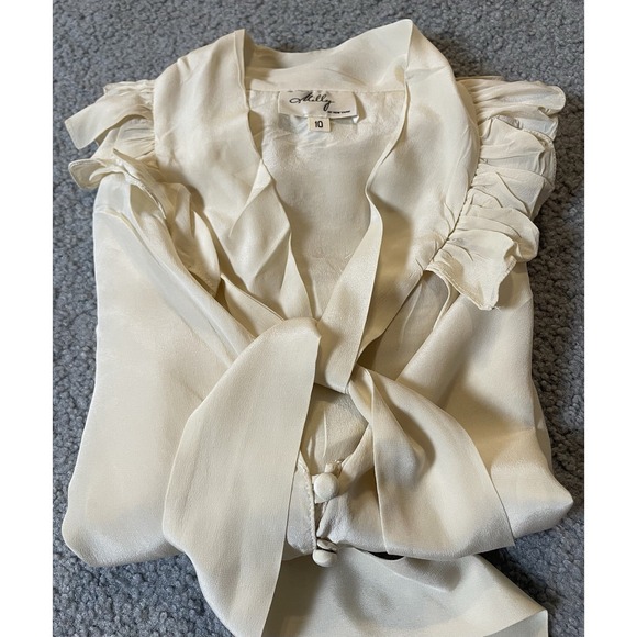 Milly of New York Silk Button Blouse Sz 10 Ivory Ruffles Front Tie Gossip Girls - Picture 13 of 13